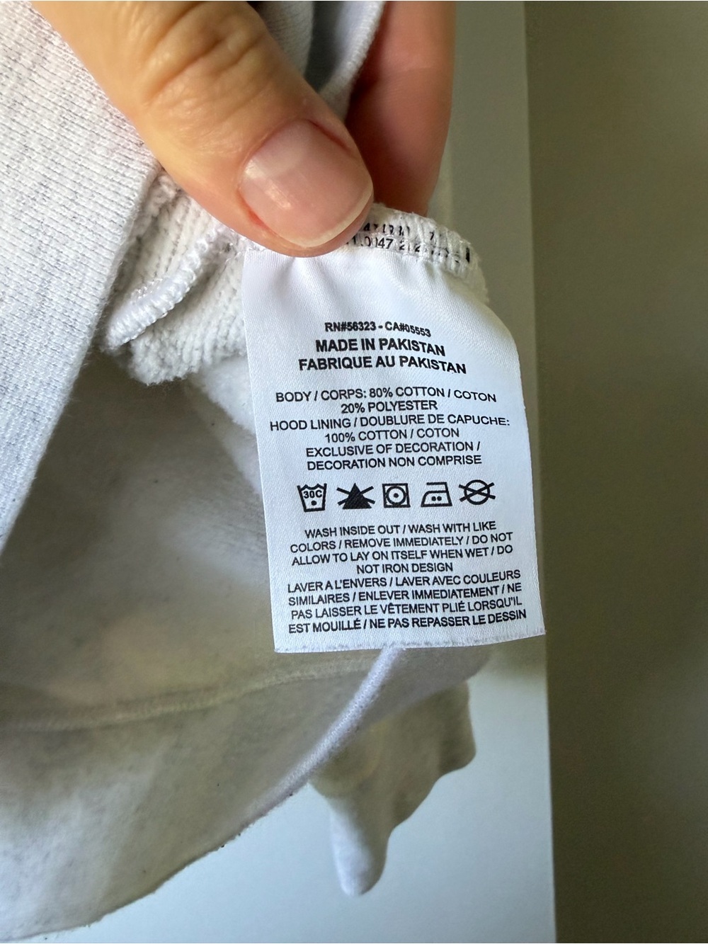Nike Women’s Light Gray Pullover Hoodie with Black Swoosh Tag - Picture 6 of 6